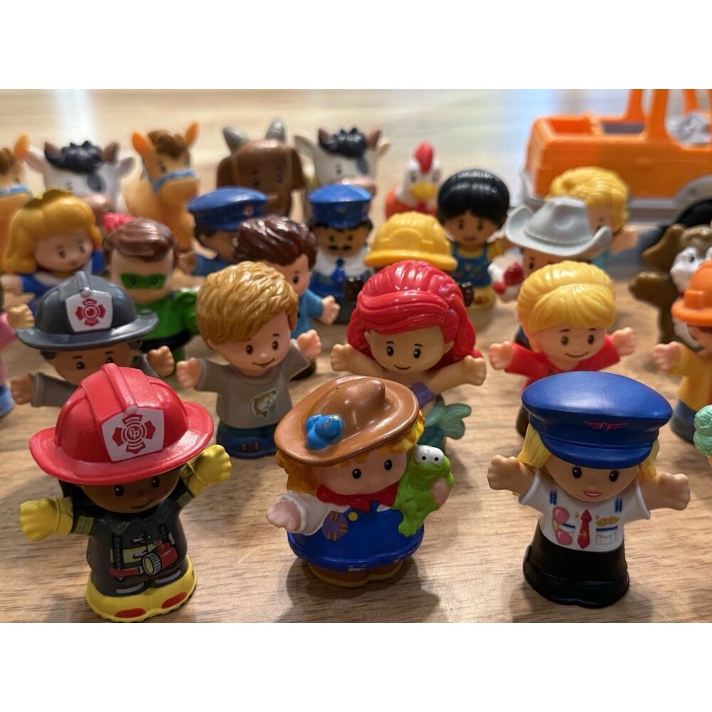 Fisher-Price Little People Lot Of 37 Figures Girls Boys Animals Car Princess - Picture 4 of 12